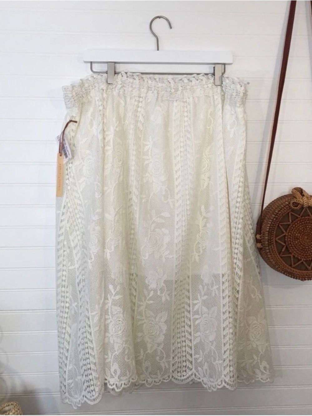 Gibson Latimer Ivory Lace Midi Skirt